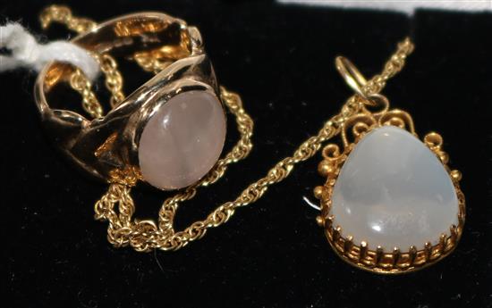 A 9ct gold cabochon ring and 14ct gold cabochon pendant on chain.